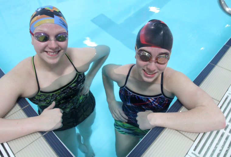 Belton High School Swimmers